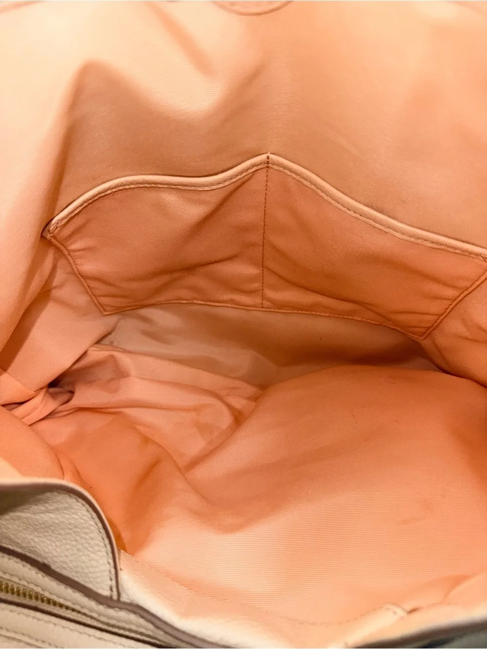 Coach Edie 42 Horse and Carriage embossed Hobo Bag in Blush Pink